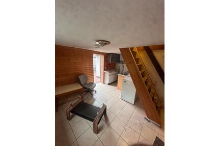 Wg zimmer sofort verfügbar - 450,00&nbsp;EUR Kaltmiete, ca.&nbsp; 15,00&nbsp;m&sup2; in Lemgo (PLZ: 32657)