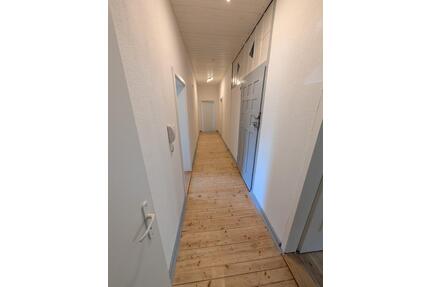 Attraktive 4 Zimmer Wohnung 110m2 2 Balkone zentral in Speyer