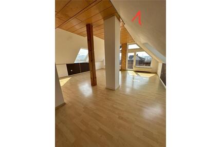 3-Zimmer Wohnung - 780,00&nbsp;EUR Kaltmiete, ca.&nbsp; 100,00&nbsp;m&sup2; in Bebra (PLZ: 36179)