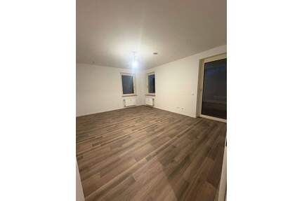 AB SOFORT VERFÜGBAR: 2-Zimmer Wohnung in Top Lage mit Wannenbad - Bad Gandersheim