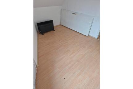 Schöne 4,5 Zimmer Dachgeschosswohnung - Weikersheim