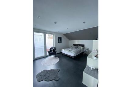 Modernes möbliertes Zimmer zu vermieten - Bad Friedrichshall