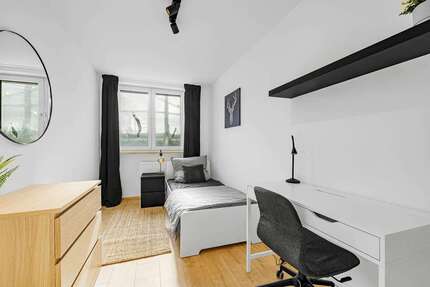 WG-Zimmer in München 850,00 € 13 m²