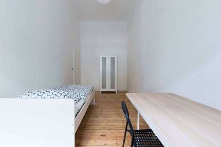 WG-Zimmer in Berlin 670,00 € 14 m²