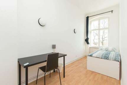 WG-Zimmer in Berlin 580,00 € 10 m²