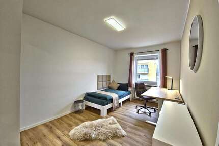 WG-Zimmer in München 950,00 € 14 m²