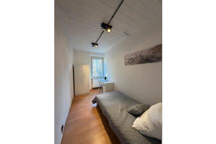 1x WG Zimmer in der Schwabacher Str. 53 Nürnberg zu vermieten