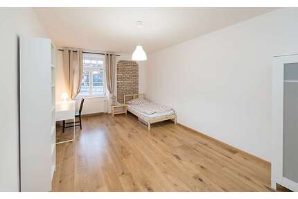 WG-Zimmer in München 850,00 € 14 m²