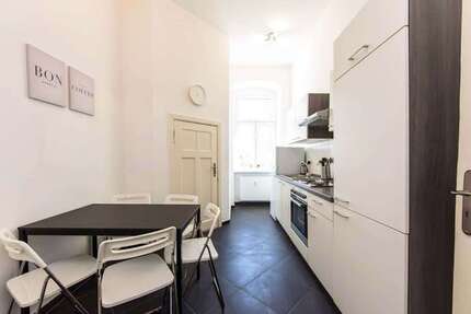 WG-Zimmer in Berlin 640,00 € 10 m²