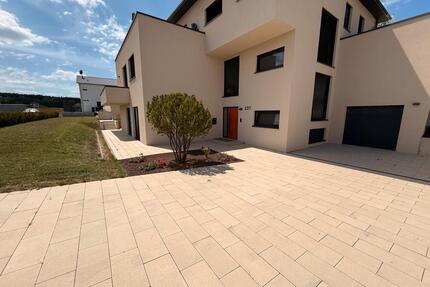 Neubau 2,5 Zimmer ELW inkl. Terrasse, Garage und Garten - Meßkirch
