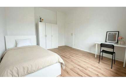 WG-Zimmer in Berlin 700,00 € 18 m²