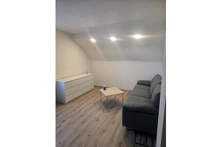 Neu Saniertes WG Zimmer in Roßdorf ca. 15 min bis MR - Marburg Biegenviertel