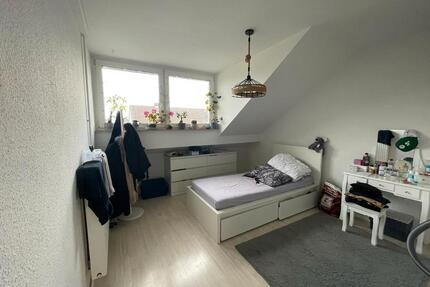 2 Zimmer Wohnung in Kalk, bei 2 Mietern 100€ mehr - Köln