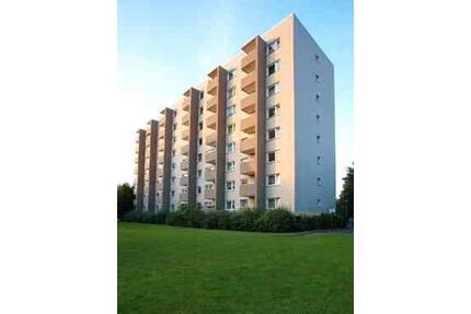 ***Renovierte und bezugsfertige 2-Zimmerwohnung im 5. OG mit Balkon im Herzen von Krefeld***