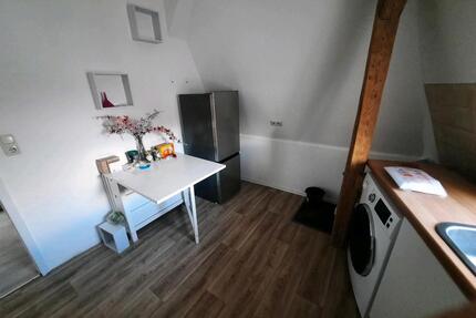 2 Zimmer Wohnung Bahnhofsnähe - 625,00&nbsp;EUR Kaltmiete, ca.&nbsp; 50,00&nbsp;m&sup2; in Lübeck (PLZ: 23554) Sankt Lorenz Nord