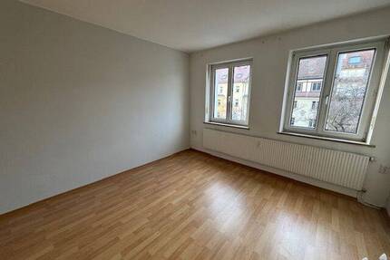 Hübsche 3 Zimmerwohnung mit Balkon - Nürnberg Gleißhammer