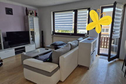 Schöne renovierte 3Zimmer Wohnung in SB-Güdingen mit Kamin-Romantik und Balkon