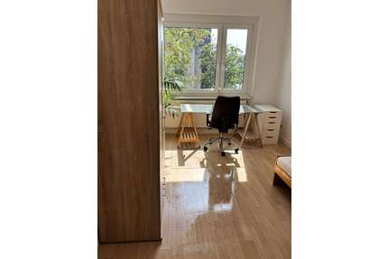 WG-Zimmer in Köln 730,00 € 21.88 m²