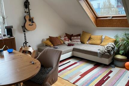 Helle 3-Zimmer-Dachgeschosswohnung - Stuttgart Vaihingen