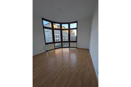 3-Raum-Wohnung mit beeindruckendem Panoramafenster - Chemnitz Hilbersdorf