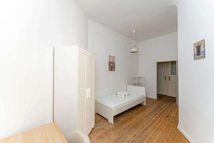 WG-Zimmer in Berlin 655,00 € 11 m²