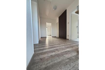 Schöne 2 Zimmer Wohnung zur Vermieten - Taunusstein