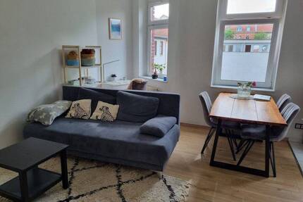 Charmante und großzügige und zentrumsnahe Wohnung inklusive Küche mit Balkonoption WG geeignet - Erfurt Johannesvorstadt