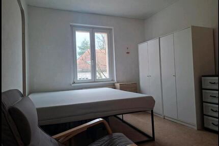 Frauen WG Zimmer in Karlshorst - 500,00&nbsp;EUR Kaltmiete, ca.&nbsp; 16,00&nbsp;m&sup2; in Berlin (PLZ: 10318) Lichtenberg