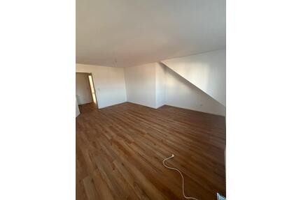 3-Zimmer DG Wohnung im Herzen von Schwetzingen - Rauenberg