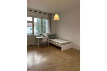 WG-Zimmer in Berlin 760,00 € 24 m²