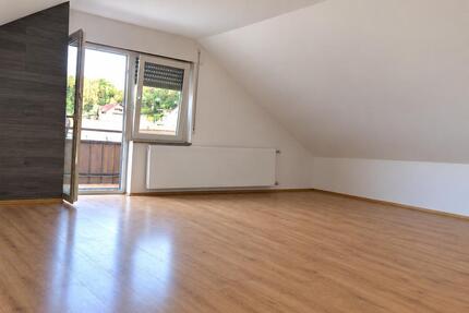 3-Zimmer Dachgeschosswohnung zu vermieten - Vaihingen an der Enz