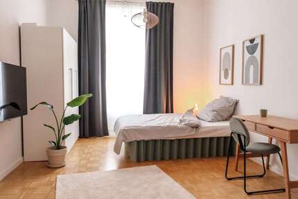 WG-Zimmer in Frankfurt am Main 950,00 € 18 m²