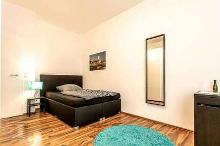 WG-Zimmer in Frankfurt am Main 650,00 € 15 m²