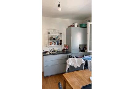 Helle 2 Zimmer Wohnung mit Garage und Garten in 84034 Landshut - Altdorf