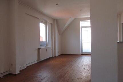 3 Zimmer Wohnung ( 96 m² ) in Preetz zu vermieten