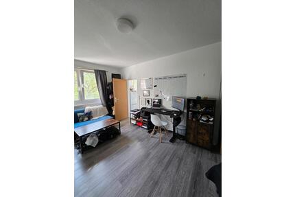 Renovierte 1 Zimmer Wohnung möbliert - Berlin Marzahn-Hellersdorf