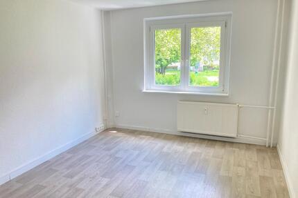ZWEI ZIMMER im Erdgeschoss! - 281,00&nbsp;EUR Kaltmiete, ca.&nbsp; 43,23&nbsp;m&sup2; in Magdeburg (PLZ: 39130) Alt Olvenstedt