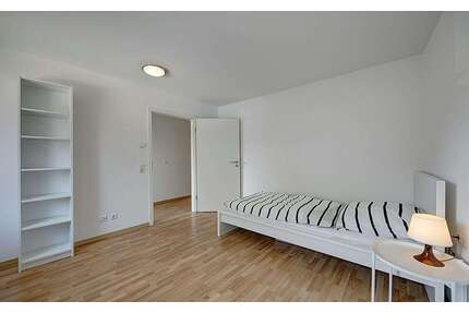 WG-Zimmer in Stuttgart 435,00 € 13 m²