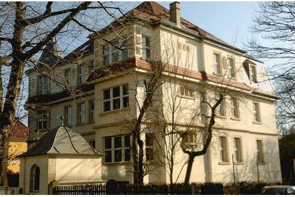 2 Zimmer in Jugendstil-Villa Dresden-Strehlen