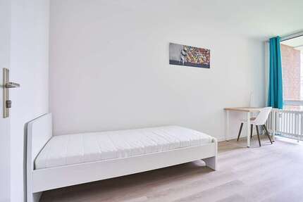 WG-Zimmer in Düsseldorf 619,00 € 15 m²