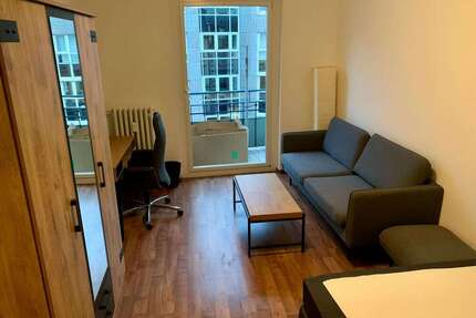 WG-Zimmer in Frankfurt am Main 799,00 € 18 m²