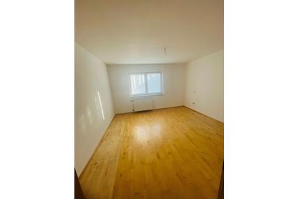 Helle 3-Zimmer Wohnung mit Balkon - Hohberg