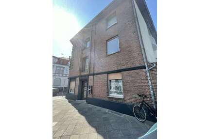 WG-Zimmer in Mönchengladbach 400,00 € 101 m²