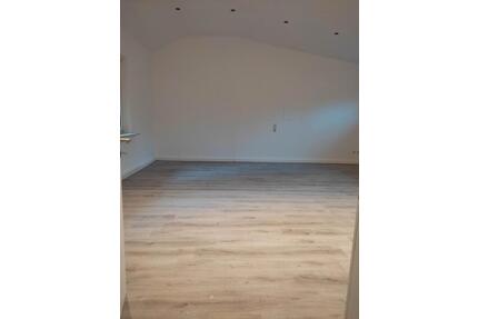 Helle 3 Zimmer Wohnung mit Terrasse in Fröbelstraße 7 Meinerzhagen