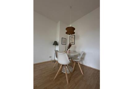 3-Zimmer Altbauwohnung in Karlsruhe Südstadt ab 01.09