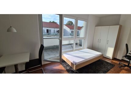 Schöne, neuwertige 1-Zimmer Wohnung mit SW Dachterrasse und EBK in Ingolstadt