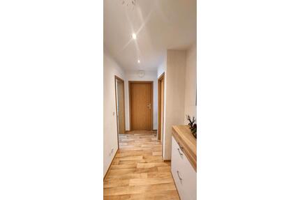 Helle und schöne 3-Zimmer-Wohnung mit Balkon und Einbauküche - Magdeburg Alte Neustadt