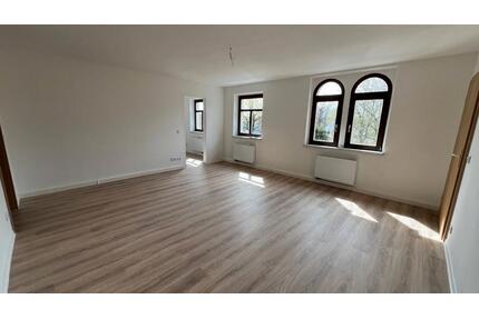 Frisch sanierte 2-Zimmer Wohnung im 2. OG in Chemnitz-Hilbersdorf