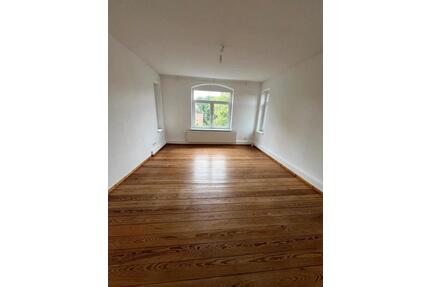 3 Zimmer Altbauwohnung - 1.105,00&nbsp;EUR Kaltmiete, ca.&nbsp; 74,00&nbsp;m&sup2; in Lüneburg (PLZ: 21337) Ebensberg