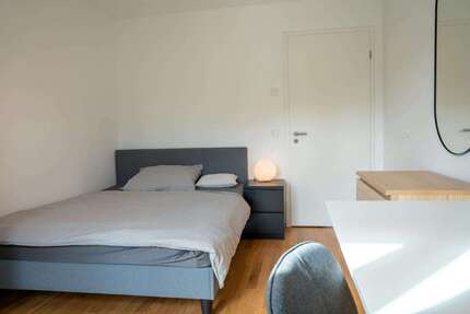 WG-Zimmer in München 950,00 € 12 m²